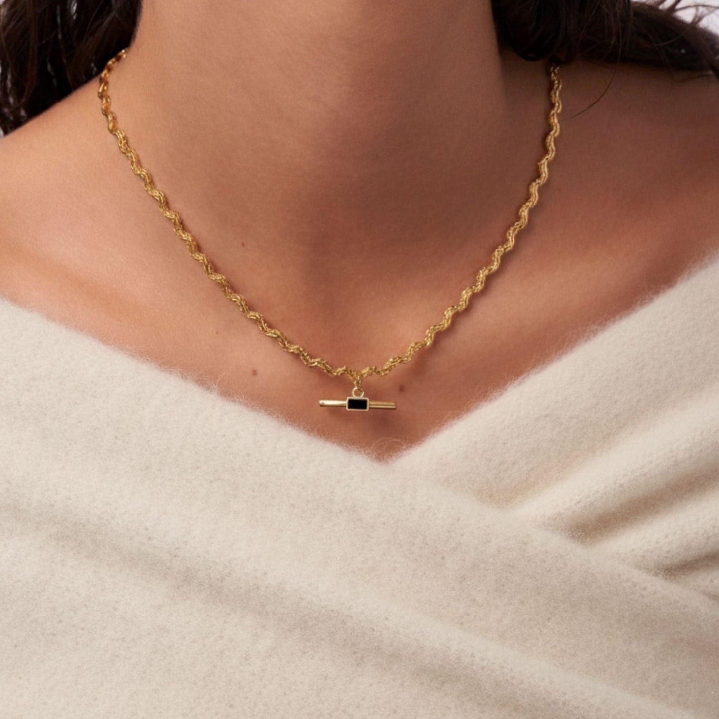 MEROLLA Gold Necklace - Waterproof 18k Gold Plated Stainless Steel Necklace