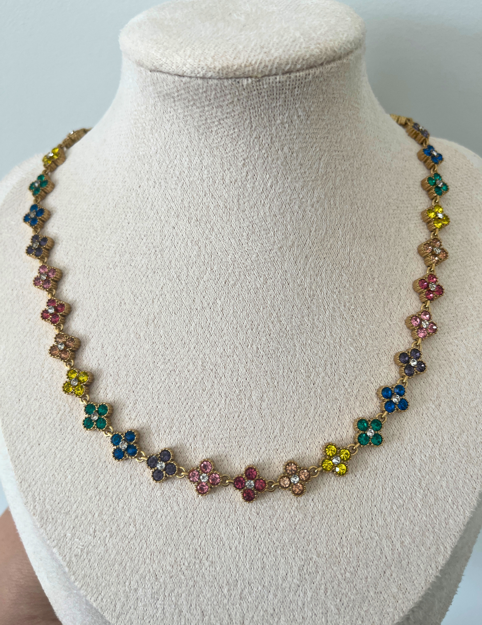 clover multi colors necklace