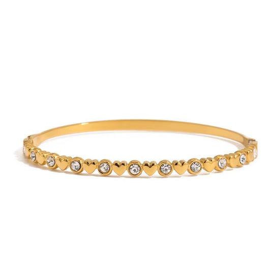 “LIOREN 18k gold-plated stainless steel bracelet—waterproof, tarnish-free, hypoallergenic classic bangle on neutral background.”